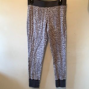 Victoria Secret Woman’s M Pajama Bottoms Brown Leopard Print